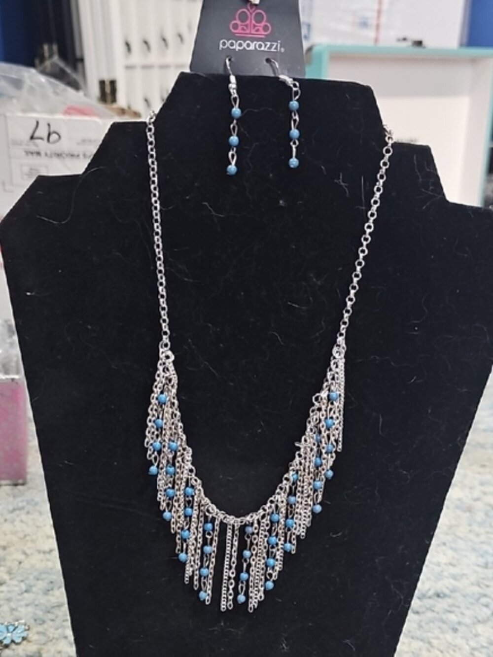 Paparazzi Dazzling Silver and Blue Necklace Set